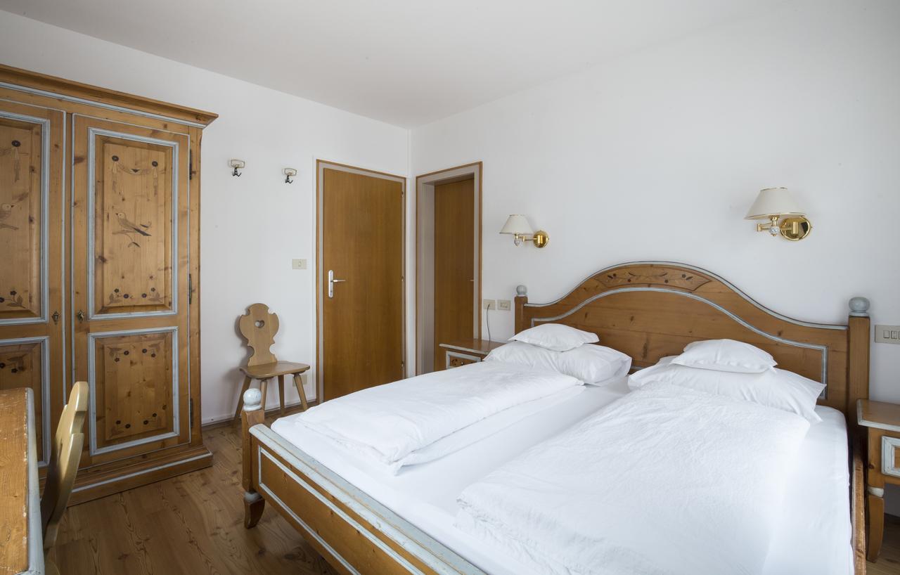 Hotel Erika San Vigilio Di Marebbe Esterno foto