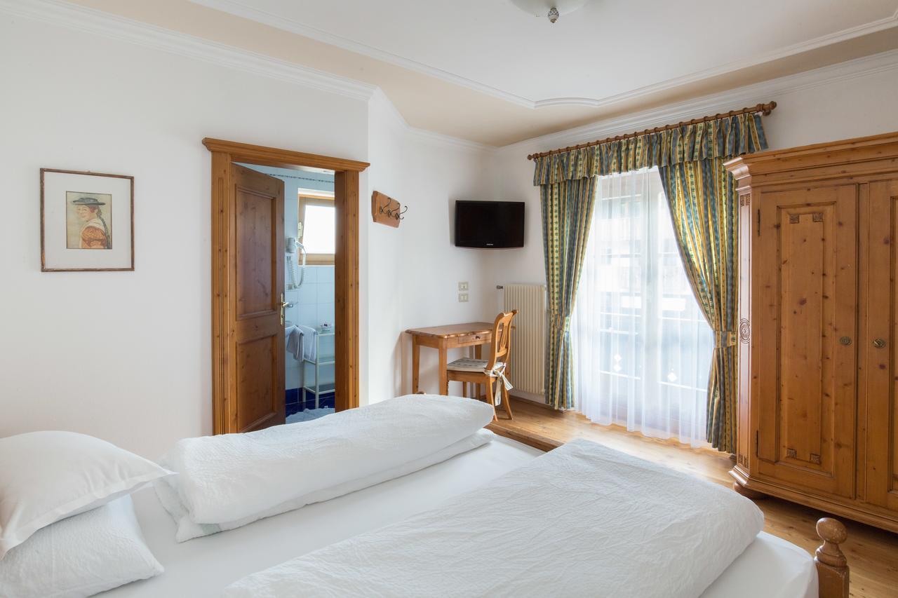 Hotel Erika San Vigilio Di Marebbe Esterno foto