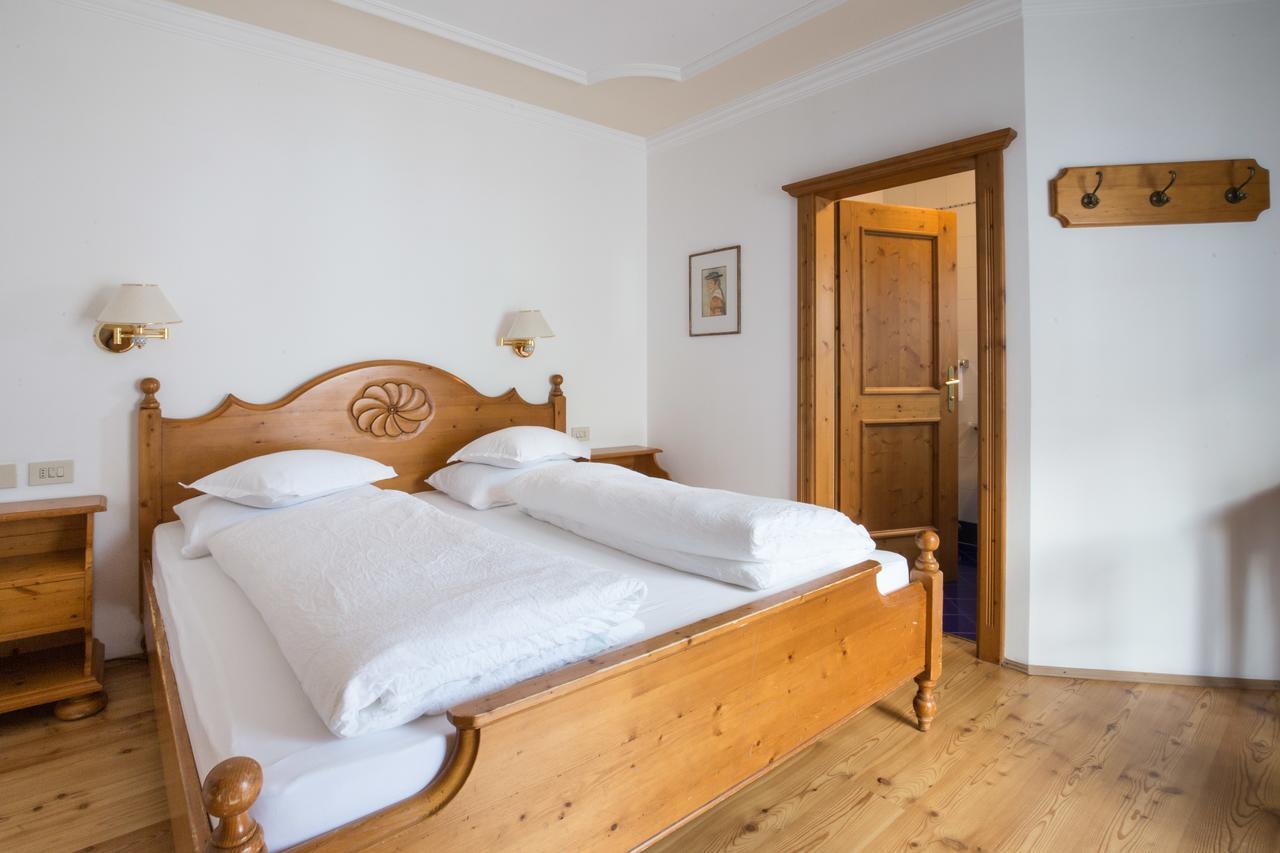 Hotel Erika San Vigilio Di Marebbe Esterno foto