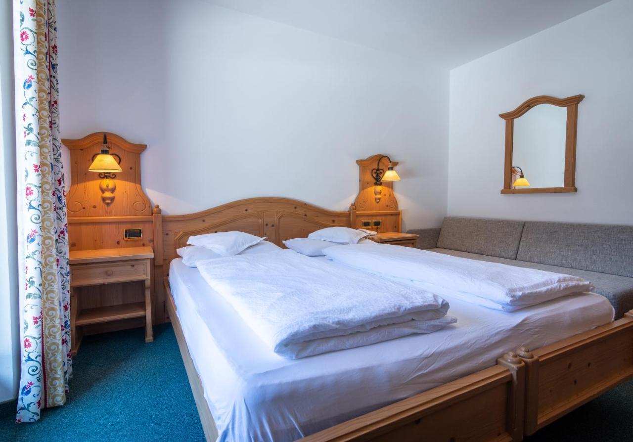 Hotel Erika San Vigilio Di Marebbe Esterno foto